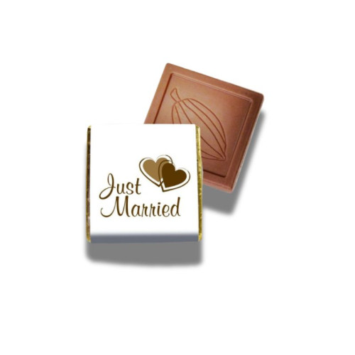 Milk Chocolate Neapolitan - Foiled in Gold Finished With A White Wrapper with a Mocha Printed "Just Married & 2 Mocha Hearts" 400 Per Box